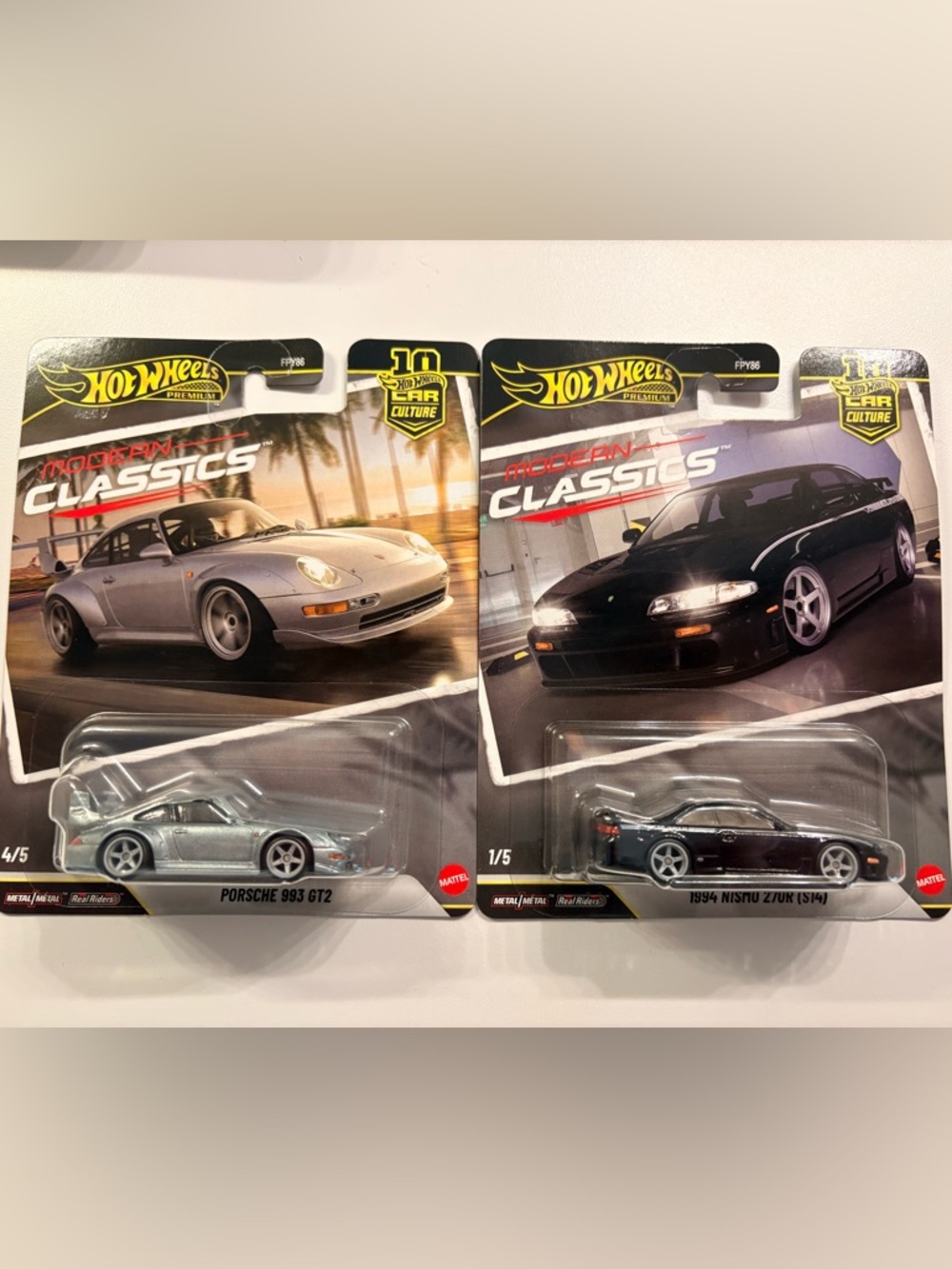 Hot Wheels Modern Classics Porsche 993 GT2 & 1994 Nismo 270R  - Silver and Black